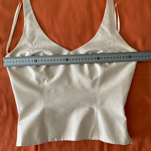 Kelly and Diane Silk Stylish & Sleek Suit - Picture 9 of 16